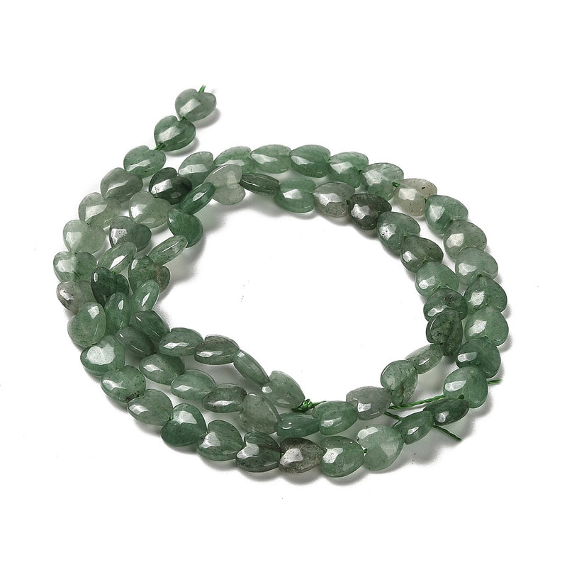 Grön Aventurin, naturlig,  hjärtan,  5x6x3 mm, 1 sträng (13918)