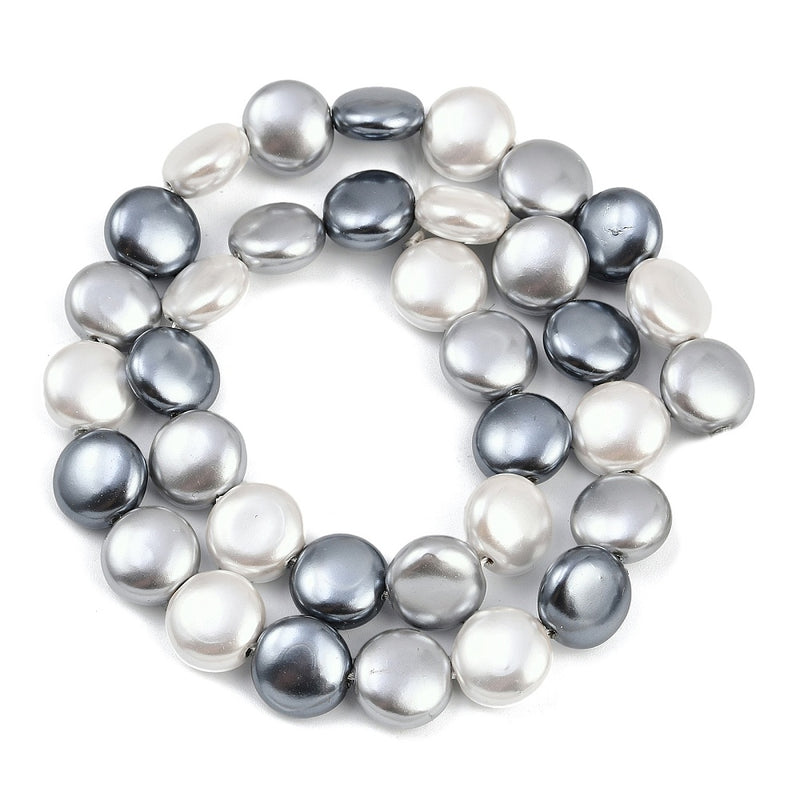 Snäckskalspärlor, platta, runda,  1 sträng (13971 )