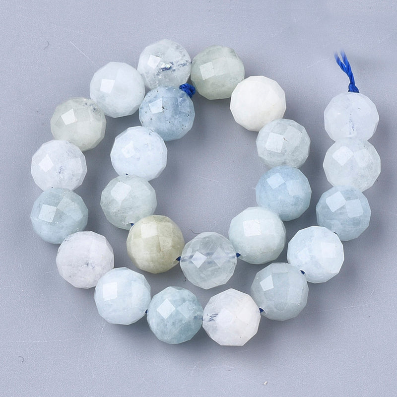 Akvamarine naturlig, rund, facetterad, 7,5-8 mm, 1 sträng (14201)