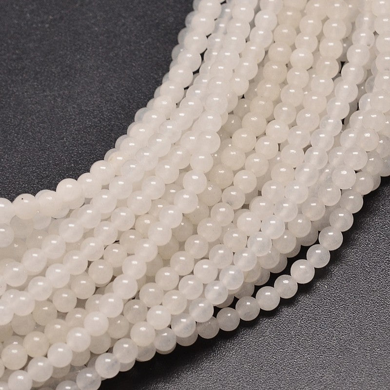 Jade, vit, 6 mm, 1 sträng (14286)