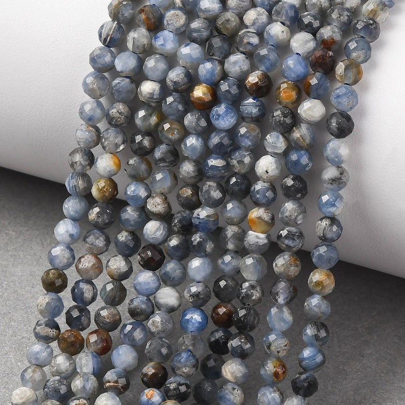 Naturlig Kyanite facetterad rund, 4 mm, 1 sträng (14565))
