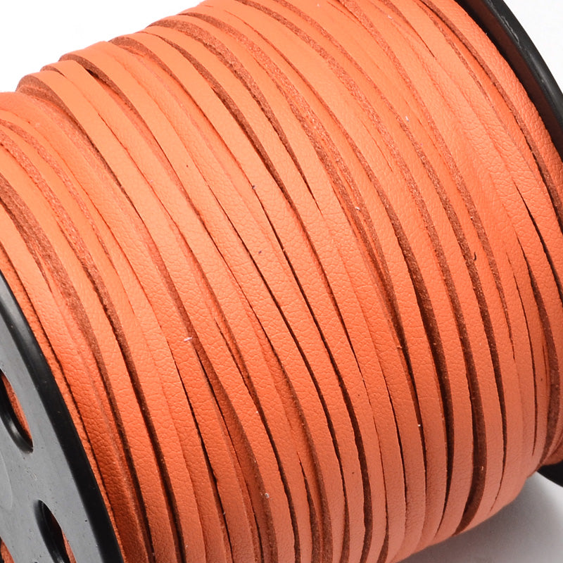 Mockaläder Orange 3x1,5 mm. 1 meter (12340)