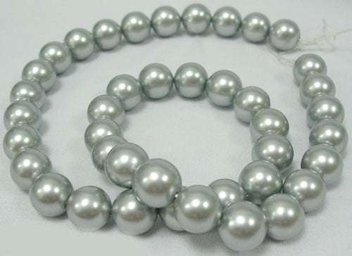 South seashell pärla. 8 mm.  Grå. 1 sträng  (B042)