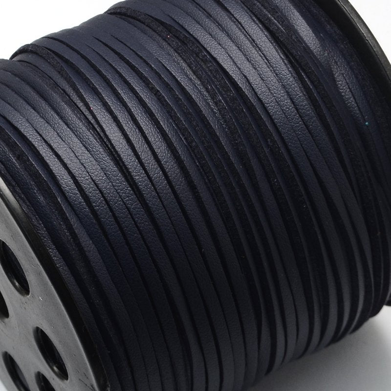 Mockaläder Mörkblå 3 x 1,5 mm. 1 meter (12194)