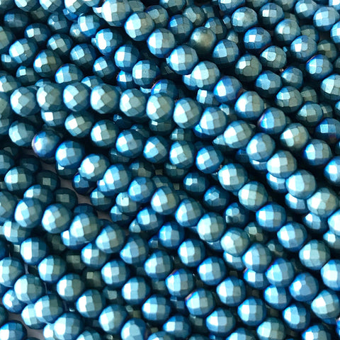 12150 Hematit blågrön, matt, facetterad 4 mm. 1 Sträng.