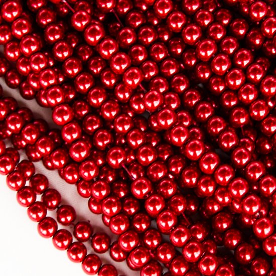 Glaspärlor 6mm Röda. 1 sträng, B023