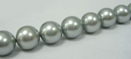 South seashell pärla. 8 mm.  Grå. 1 sträng  (B042)