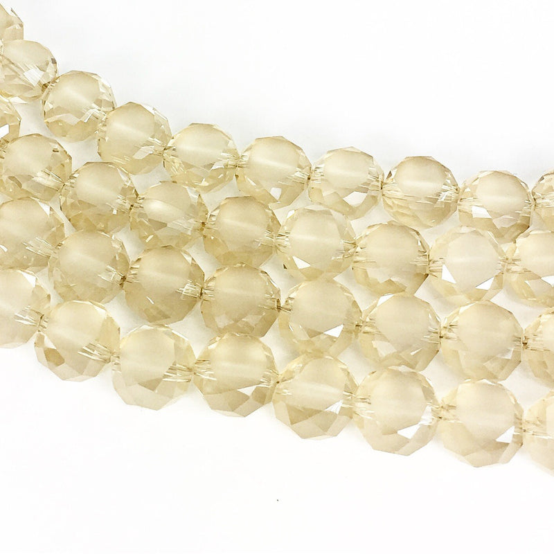 B076 Glaspärla frostad platt 12 mm. Brun. 1 sträng.